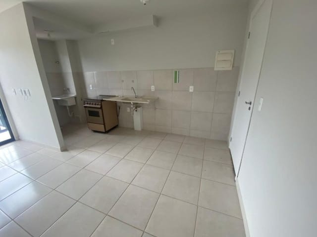 Apartamento 3 quartos e 1 banheiro, à venda ou para alugar, no bairro Centro em Cambé