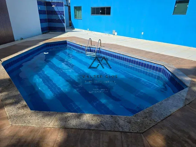 Casa 5 quartos e 4 banheiros, à venda ou para alugar, no bairro Nossa Senhora da Vitória em Ilhéus