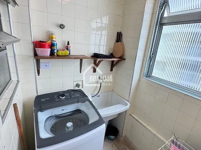Apartamento 1 quarto e 1 banheiro, à venda ou para alugar, no bairro Pitangueiras em Guarujá