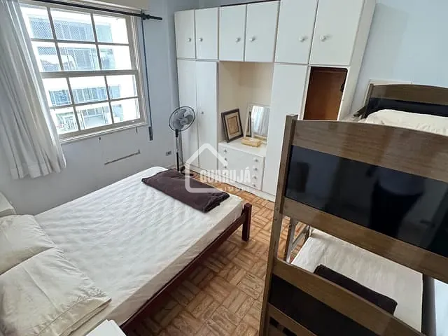 Apartamento 1 quarto e 1 banheiro, à venda ou para alugar, no bairro Pitangueiras em Guarujá