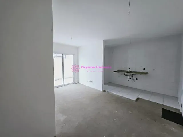 Apartamento com 105m² 3 quartos e 2 banheiros, à venda, no bairro Campestre em Santo André