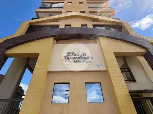 Apartamento 3 quartos e 3 banheiros, à venda ou para alugar, no bairro Centro em Rio Grande