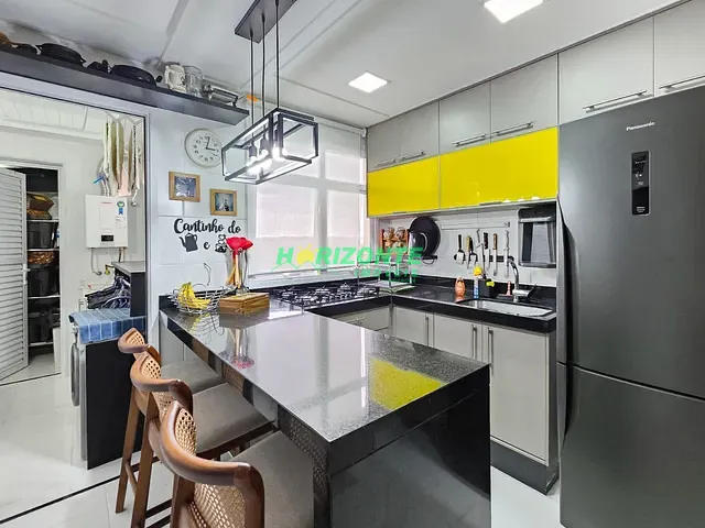 Apartamento com 106m² 3 quartos e 2 banheiros, à venda, no bairro Urbanova em São José dos Campos