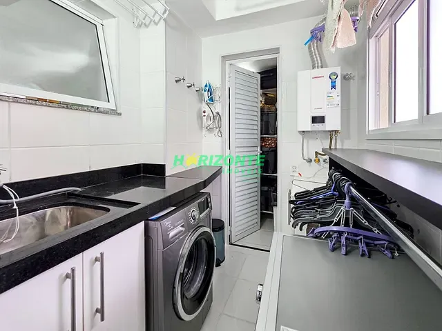 Apartamento com 106m² 3 quartos e 2 banheiros, à venda, no bairro Urbanova em São José dos Campos