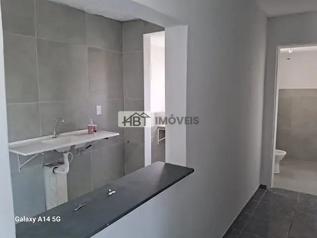 Apartamento 2 quartos e 1 banheiro, à venda, no bairro Núcleo Habitacional Vereador Edson Francisco da Silva em Bauru