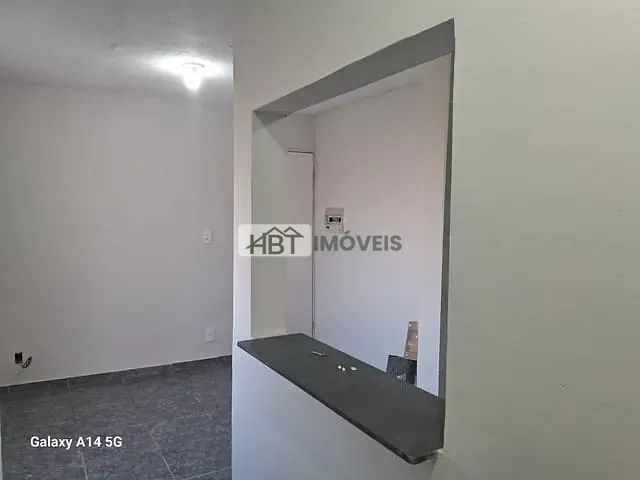 Apartamento 2 quartos e 1 banheiro, à venda, no bairro Núcleo Habitacional Vereador Edson Francisco da Silva em Bauru