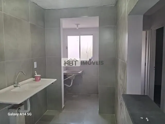 Apartamento 2 quartos e 1 banheiro, à venda, no bairro Núcleo Habitacional Vereador Edson Francisco da Silva em Bauru