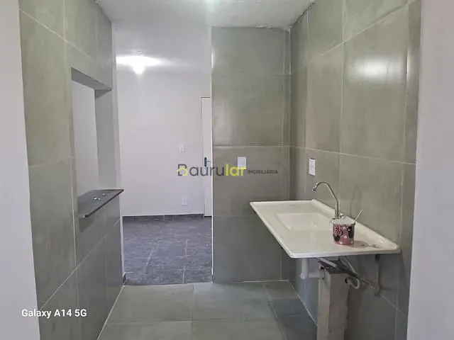 Apartamento 2 quartos e 1 banheiro, à venda, no bairro Núcleo Habitacional Vereador Edson Francisco da Silva em Bauru