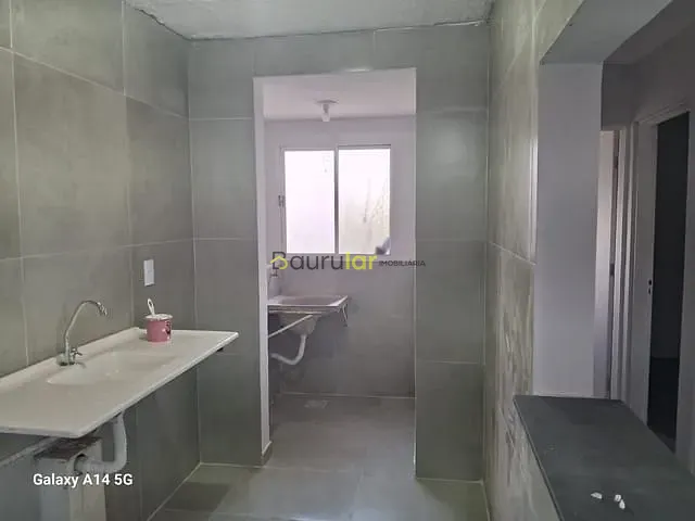 Apartamento 2 quartos e 1 banheiro, à venda, no bairro Núcleo Habitacional Vereador Edson Francisco da Silva em Bauru