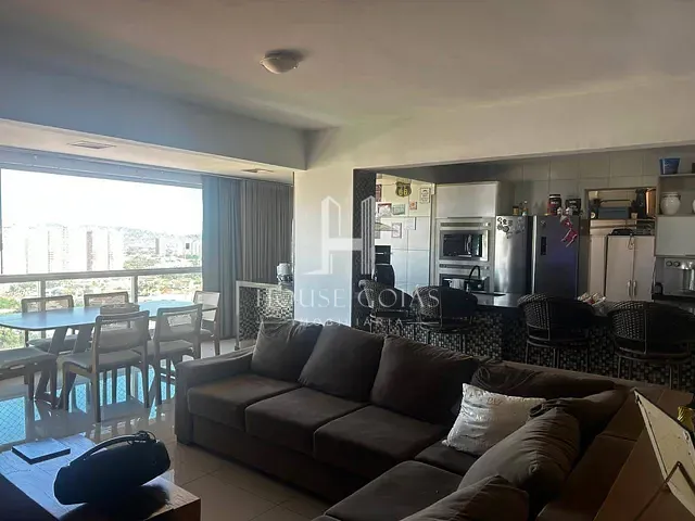 Apartamento 4 quartos e 3 banheiros, à venda, no bairro Village Veneza em Goiânia