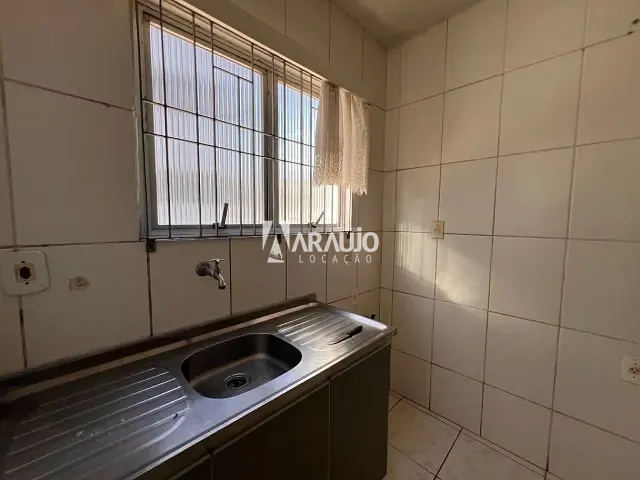 Apartamento 2 quartos e 1 banheiro, para alugar, no bairro Fazendinha em Itajaí