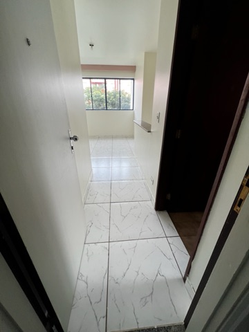 Apartamento com 67m² 3 quartos e 1 banheiro, à venda, no bairro Cláudia em Londrina