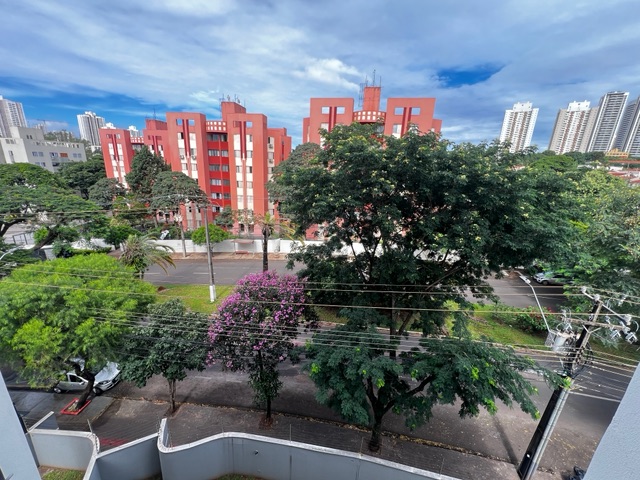 Apartamento com 67m² 3 quartos e 1 banheiro, à venda, no bairro Cláudia em Londrina