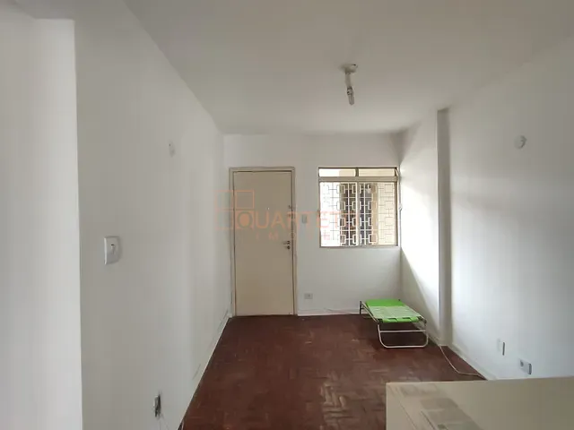 Apartamento 2 quartos e 1 banheiro, à venda ou para alugar, no bairro Água Branca em São Paulo