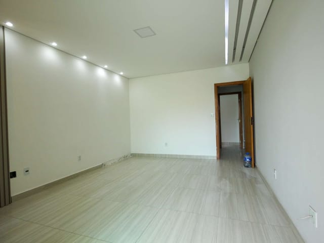 Apartamento 3 quartos e 2 banheiros, à venda, no bairro Parque Xangri-Lá em Contagem
