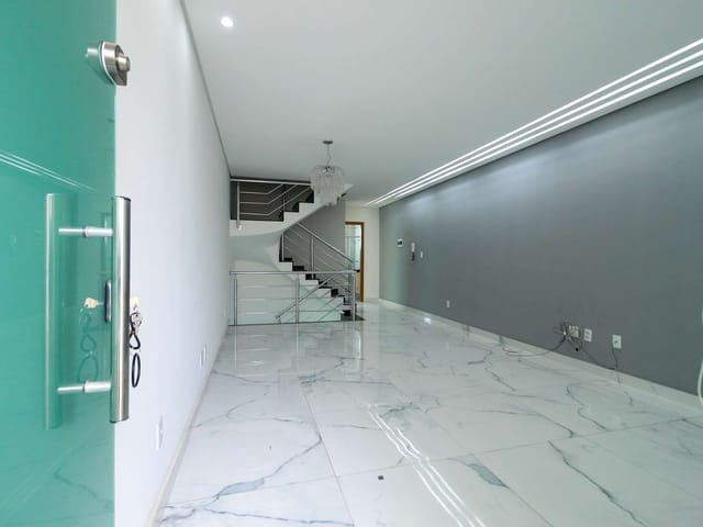 Apartamento 3 quartos e 2 banheiros, à venda, no bairro Parque Xangri-Lá em Contagem