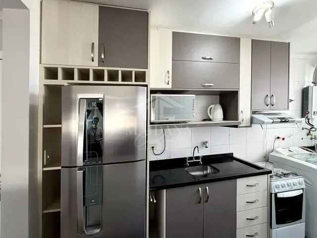 Apartamento com 68m² 2 quartos e 1 banheiro, à venda, no bairro Costeira em São José dos Pinhais
