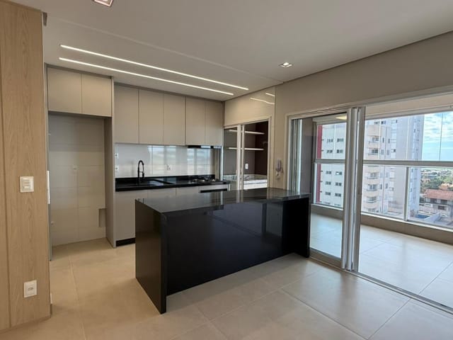 Apartamento 3 quartos e 2 banheiros, para alugar, no bairro Centro em Cambé