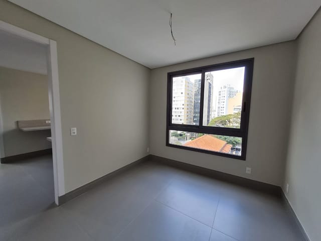 Apartamento com 344m² 4 quartos e 5 banheiros, à venda, no bairro Higienopolis em São Paulo