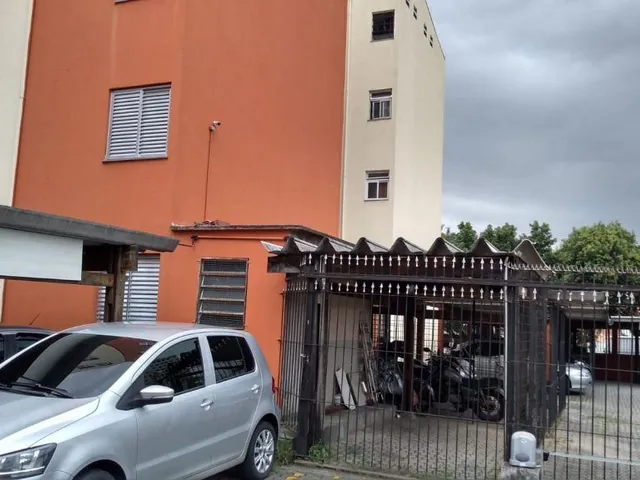 Apartamento 2 quartos e 1 banheiro, à venda, no bairro Vila Sacadura Cabral em Santo André
