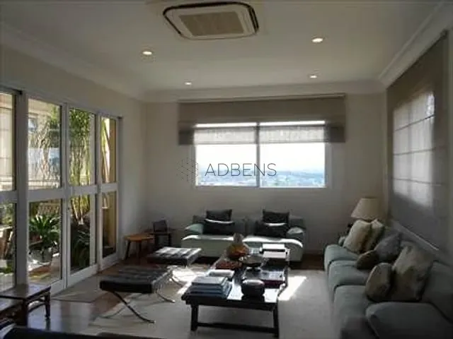 Apartamento 4 quartos e 7 banheiros, à venda, no bairro Pinheiros em São Paulo