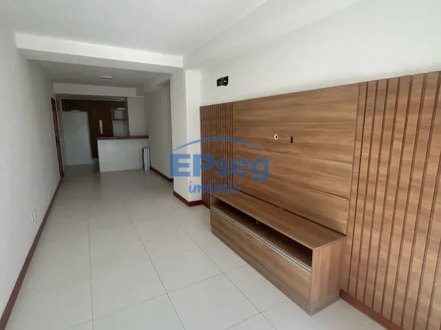 Apartamento 2 quartos e 2 banheiros, à venda, no bairro Barra em Salvador