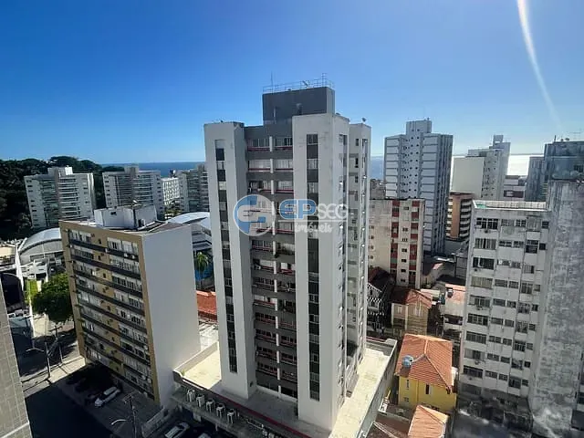 Apartamento 2 quartos e 2 banheiros, à venda, no bairro Barra em Salvador