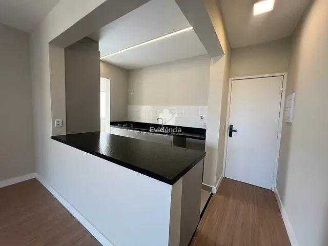 Apartamento com 122m² 3 quartos e 2 banheiros, à venda, no bairro Centro em Londrina
