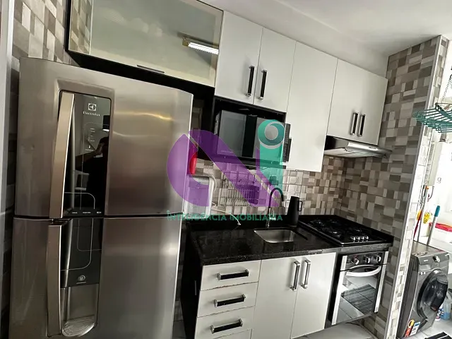 Apartamento com 57m² 2 quartos e 2 banheiros, à venda, no bairro Umuarama em Osasco