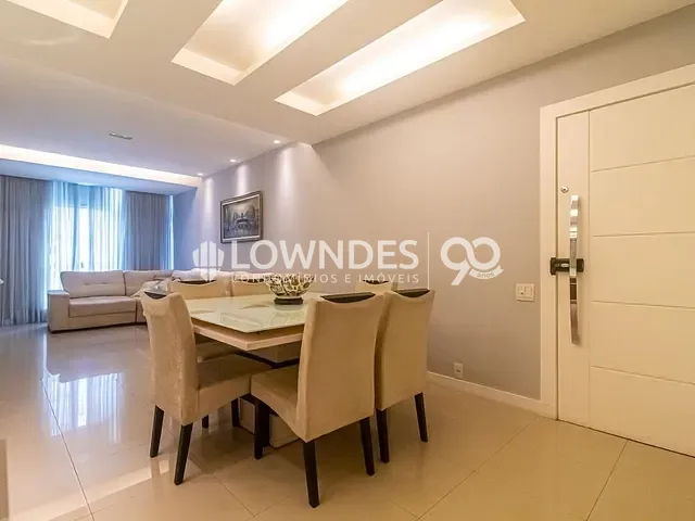 Apartamento com 156m² 3 quartos e 3 banheiros, à venda, no bairro Copacabana em Rio de Janeiro