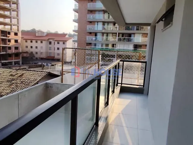 Apartamento 2 quartos e 1 banheiro, à venda, no bairro Nossa Senhora da Vitória em Ilhéus