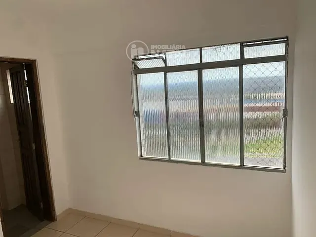 Apartamento com 42m² 1 quarto e 1 banheiro, para alugar, no bairro Centro em Londrina