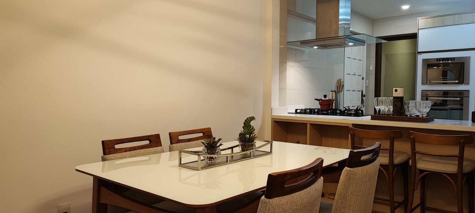 Apartamento para alugar com 2 quartos, 85m² - Foto 8
