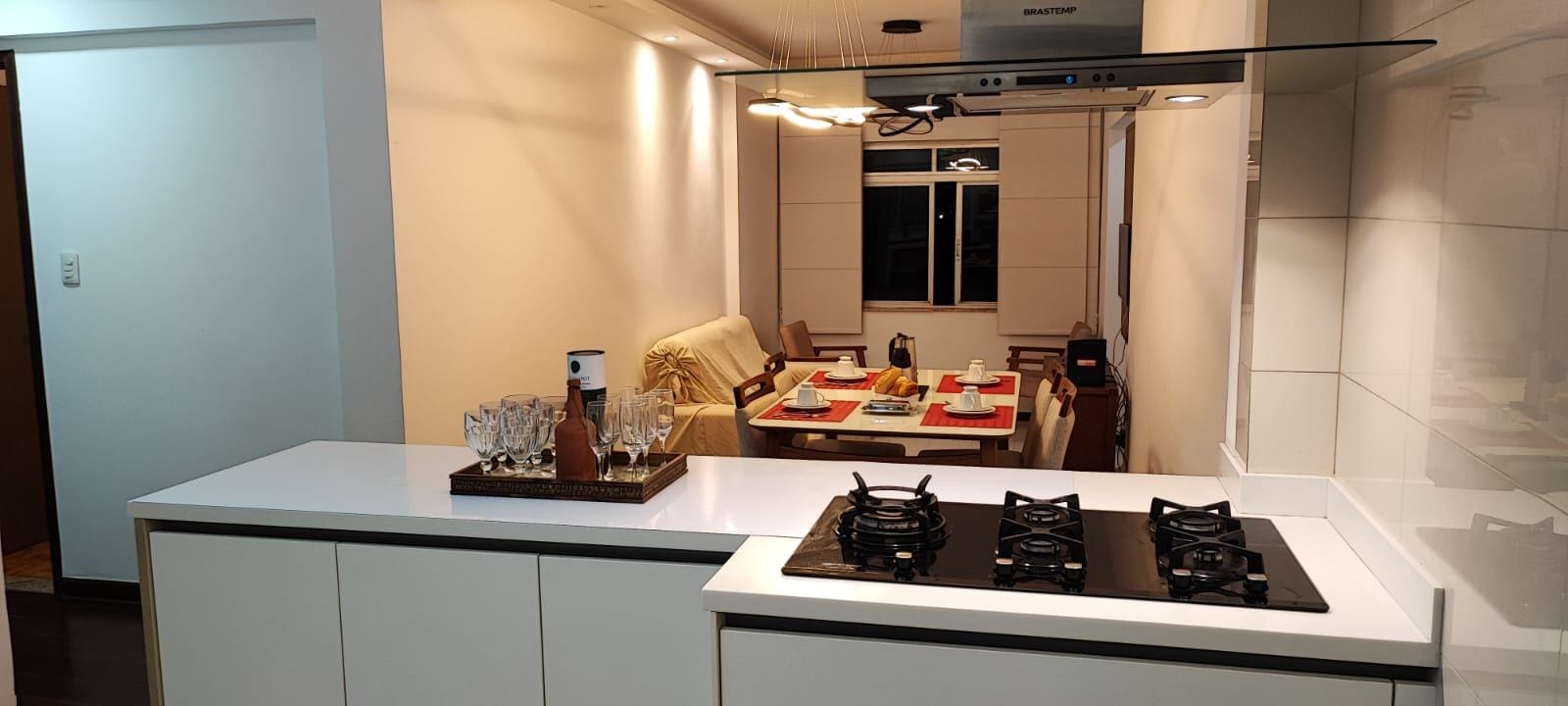Apartamento para alugar com 2 quartos, 85m² - Foto 13