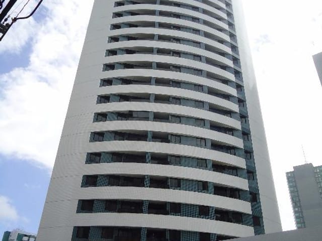 Apartamento com 52m² 2 quartos e 2 banheiros, à venda, no bairro Boa Viagem em Recife