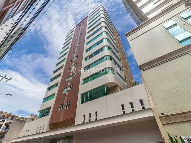Apartamento com 448m² 4 quartos e 5 banheiros, à venda, no bairro Meia Praia em Itapema
