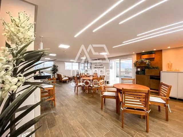 Apartamento com 92m² 2 quartos e 2 banheiros, à venda, no bairro Centro em Guarapari