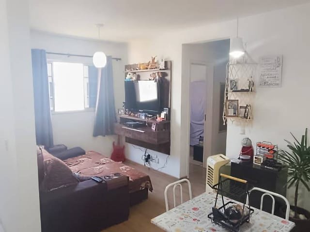 Apartamento 2 quartos e 1 banheiro, à venda, no bairro Jardim Santo Amaro em Cambé