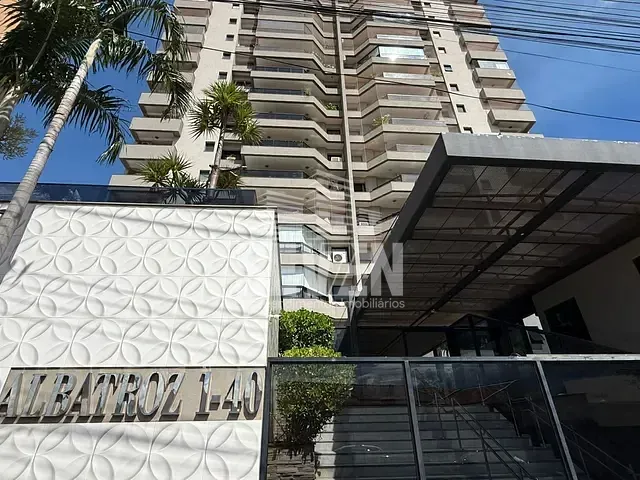 Apartamento com 260m² 3 quartos e 4 banheiros, à venda, no bairro Jardim Estoril IV em Bauru
