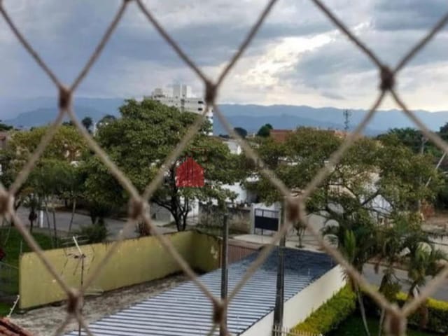 Apartamento à venda, no bairro São Benedito em Pindamonhangaba