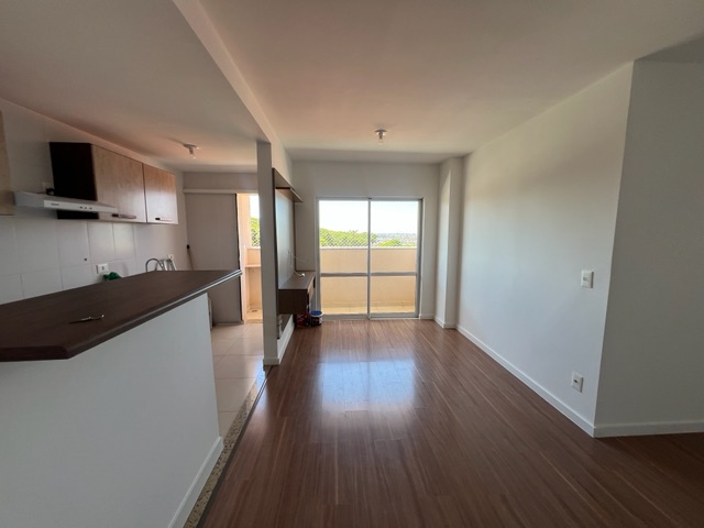 Apartamento com 120m² 3 quartos e 2 banheiros, à venda, no bairro Jardim Shangri-la A em Londrina