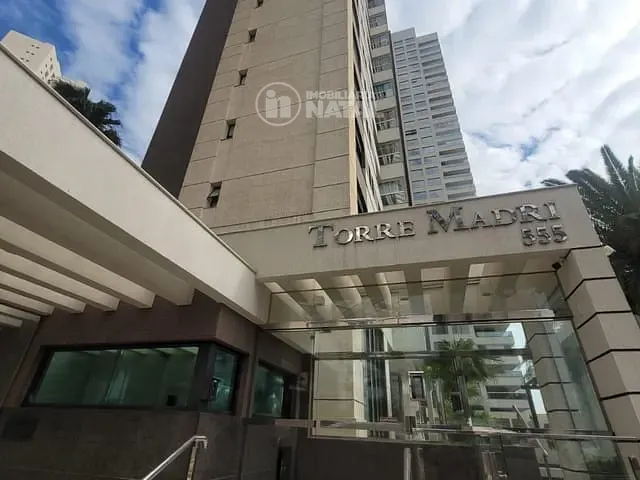 Apartamento 3 quartos e 5 banheiros, para alugar, no bairro Gleba Fazenda Palhano em Londrina