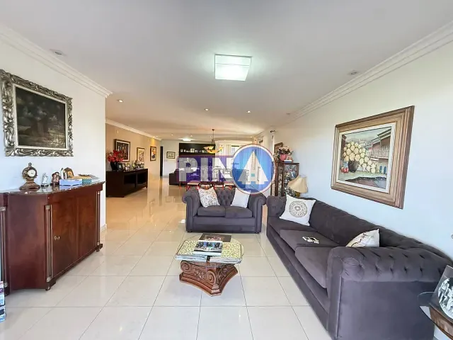 Apartamento com 214m² 4 quartos e 6 banheiros, à venda, no bairro Setor Oeste em Goiânia