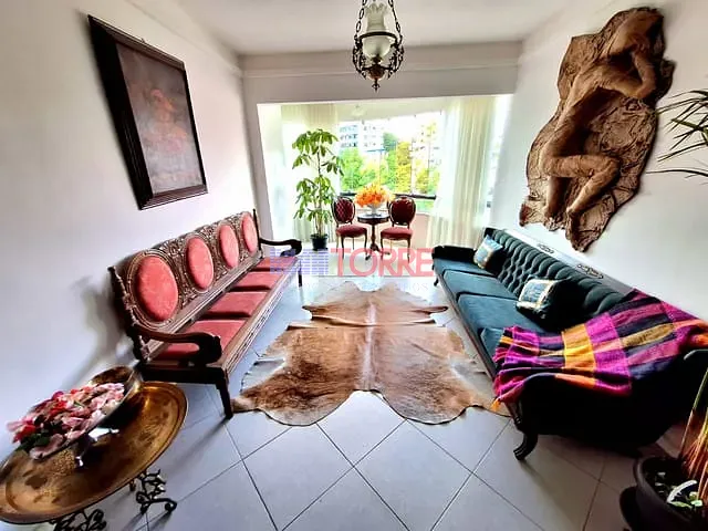Apartamento 4 quartos e 3 banheiros, à venda, no bairro Jardim Vitória em Itabuna