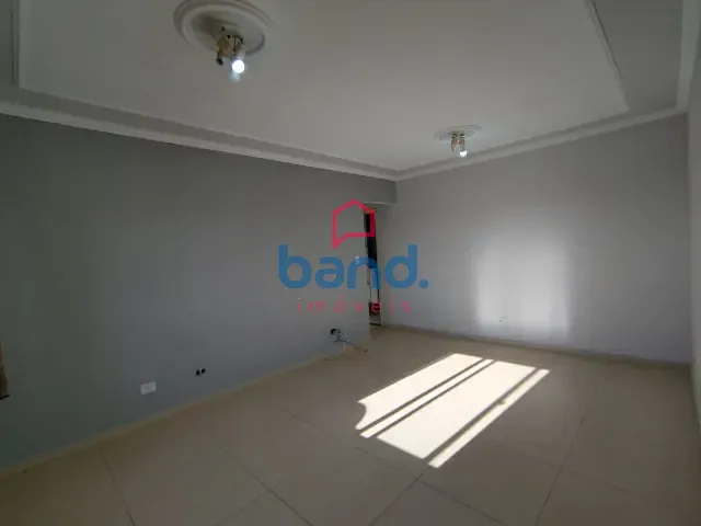 Apartamento 2 quartos e 1 banheiro, à venda ou para alugar, no bairro Vila Alcalá em Porto Feliz