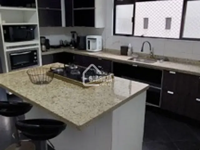 Apartamento 3 quartos e 2 banheiros, para alugar, no bairro Pitangueiras em Guarujá