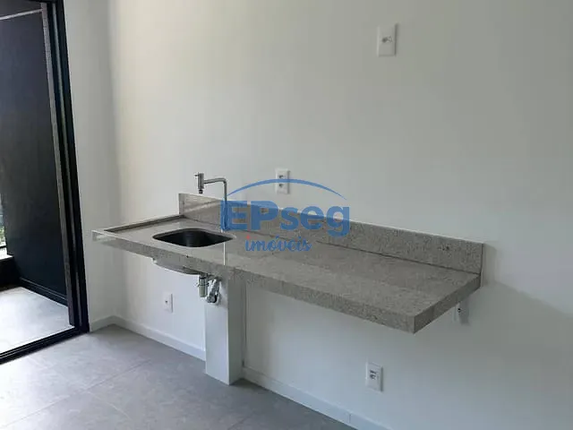 Apartamento 1 quarto e 1 banheiro, à venda, no bairro Vitória em Salvador