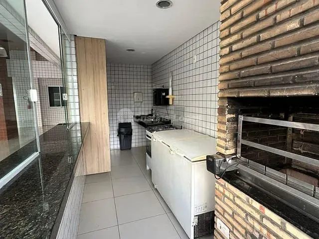 Apartamento 3 quartos e 3 banheiros, à venda, no bairro Jóquei em Teresina