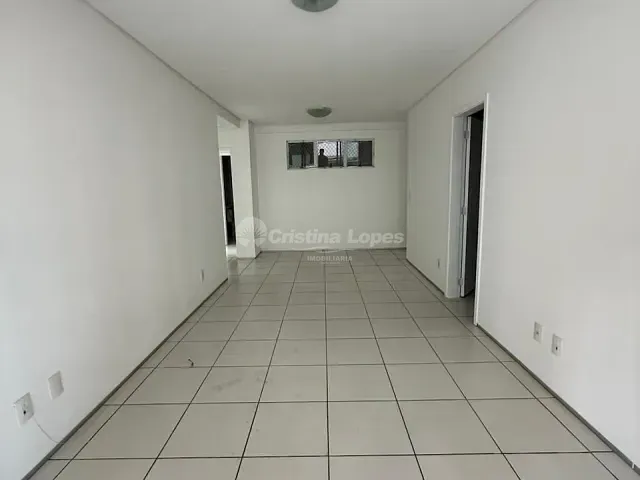 Apartamento 3 quartos e 3 banheiros, à venda, no bairro Jóquei em Teresina