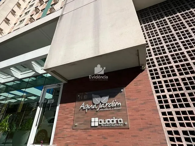 Apartamento com 100m² 2 quartos e 2 banheiros, à venda, no bairro Centro em Londrina
